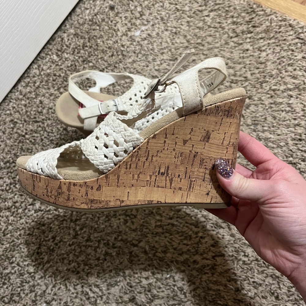POP memory foam wedge heels